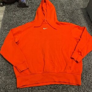 Nike Women's red Hoodie Sweater